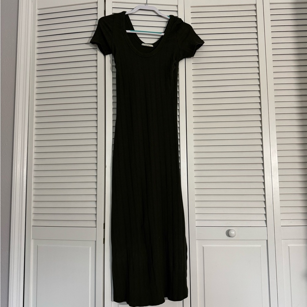 Vitamin A Sz S Green Ribbed Maxi Dress